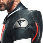 DAINESE Tosa Professional Estiva Bőrruha Férfi Fekete / Fluo-Piros / Fehér
